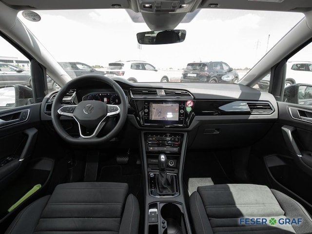 Volkswagen Touran 1.5 TSI DSG R-Line