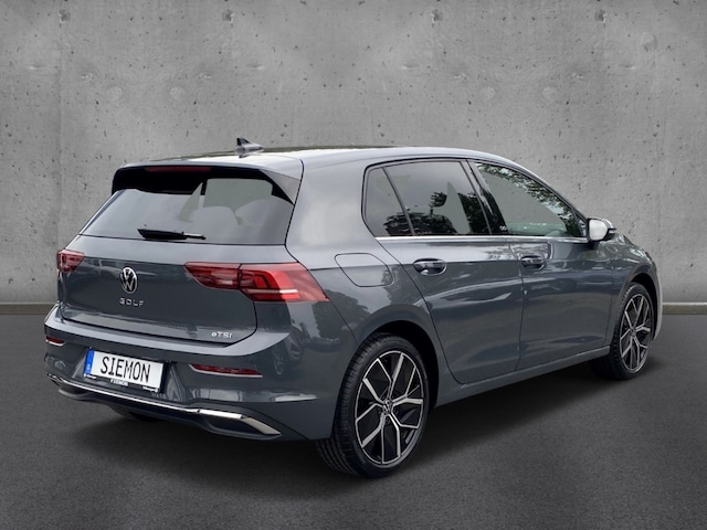 Volkswagen Golf 1.5 eTSI DSG