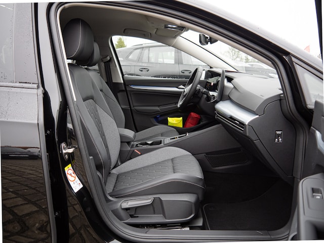 Volkswagen Golf 1.5 eTSI Golf VIII