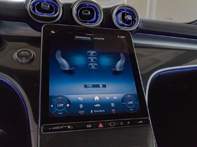 Mercedes-Benz C 200 AMG Line Sedan