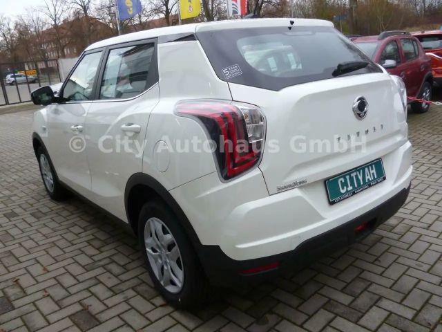 SsangYong Tivoli 2WD