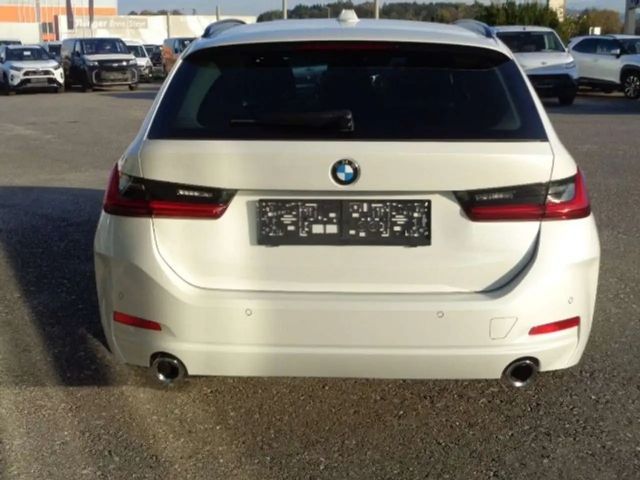 BMW 320 320d Touring xDrive