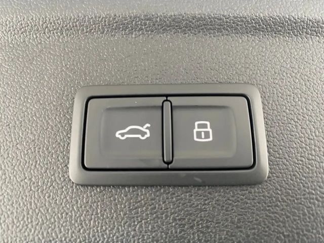 Audi A3 30 TFSI Sedan