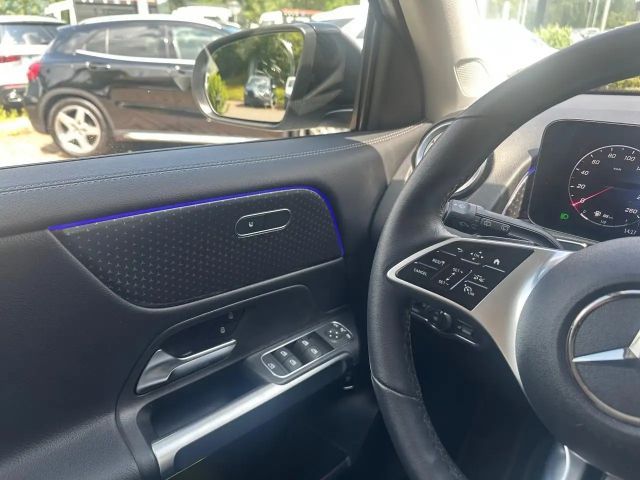 Mercedes-Benz GLB 220 4MATIC Progressive