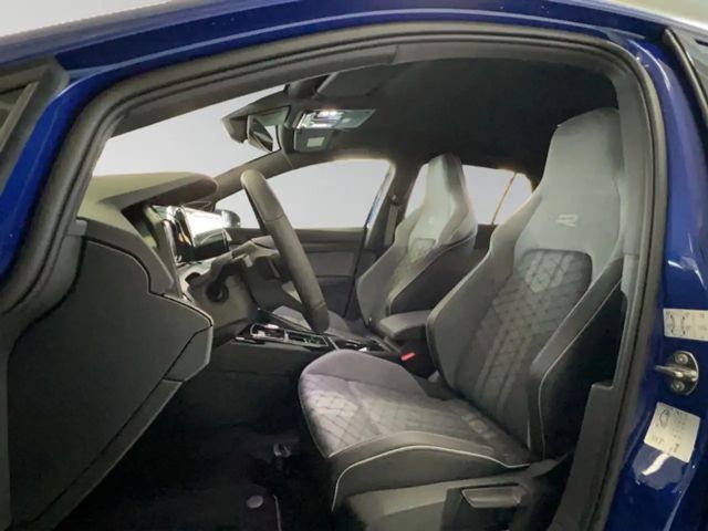 Volkswagen Golf 1.5 eTSI DSG Golf VIII R-Line