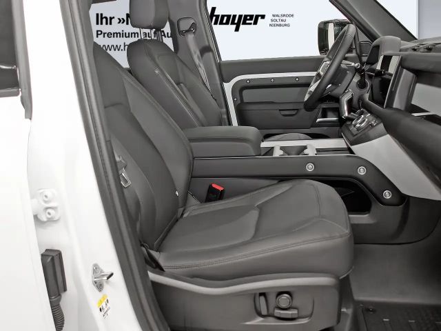 Land Rover Defender 110 D300 Dynamic SE