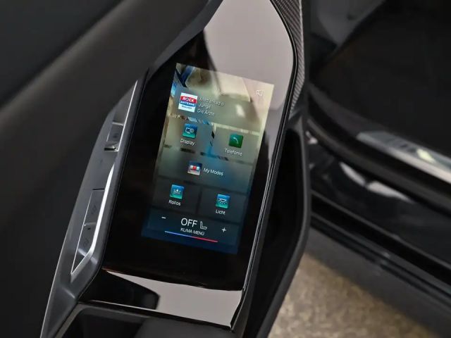 BMW 740 740d M-Sport Sedan xDrive