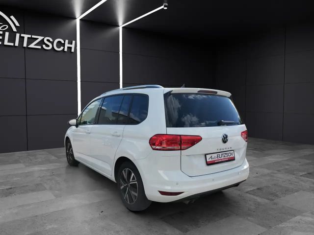 Volkswagen Touran DSG Move