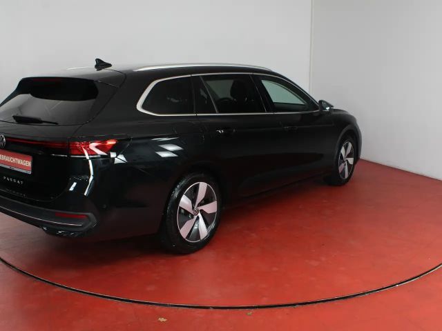 Volkswagen Passat 2.0 TDI Business DSG Variant