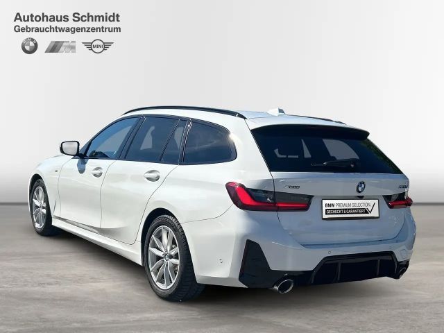 BMW 330 330d M-Sport Touring xDrive