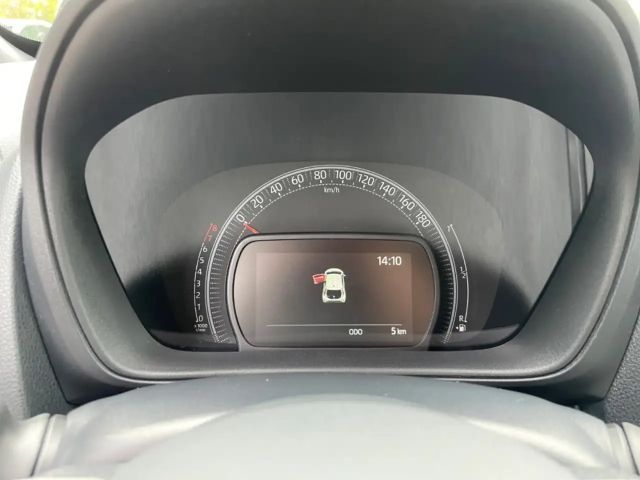 Toyota Aygo X Bi-Tone Hatchback