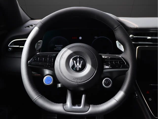 Maserati Grecale Folgore