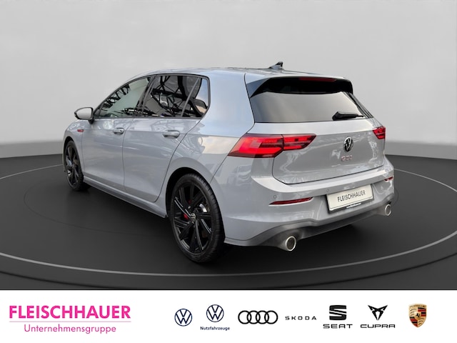 Volkswagen Golf 2.0 TSI DSG Golf VIII Style