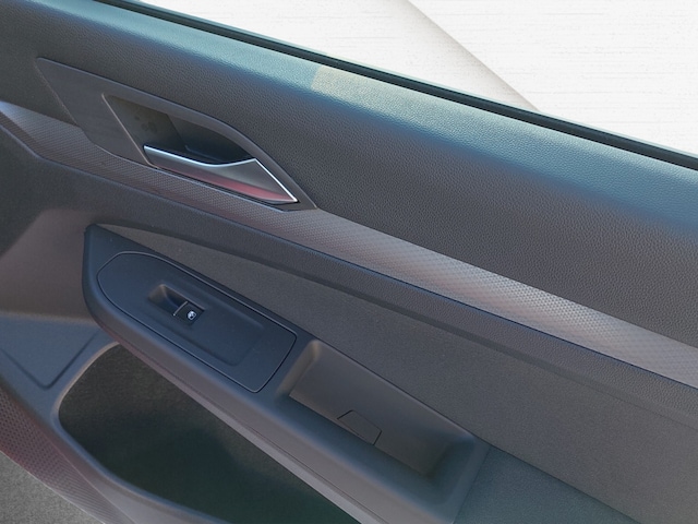 Volkswagen Golf 1.5 eTSI DSG