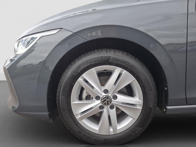 Volkswagen Golf 1.5 eTSI Variant