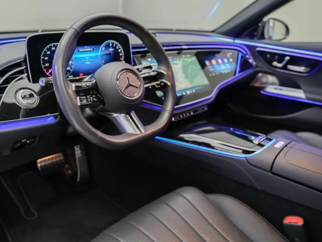 Mercedes-Benz E 300 E 300 de Sedan