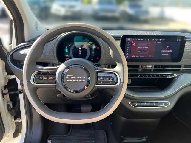 Fiat 500e 42 kWh La Prima