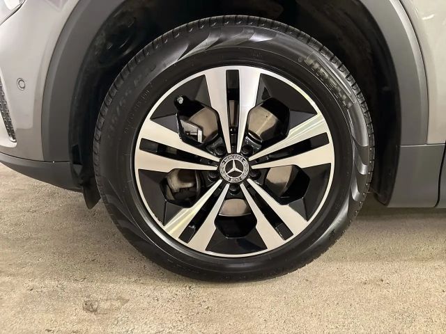 Mercedes-Benz GLB 200 4MATIC GLB 200 d