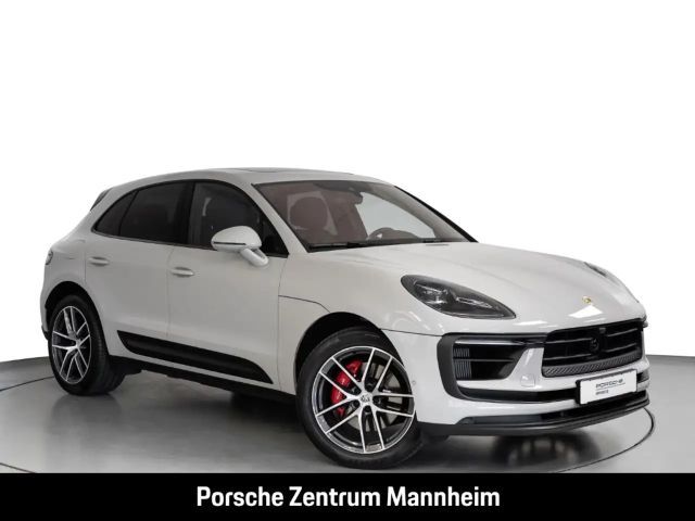 Porsche Macan S