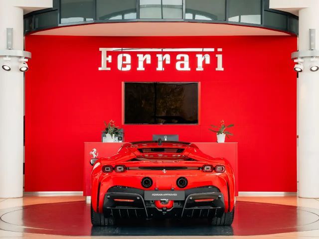 Ferrari SF90 Stradale