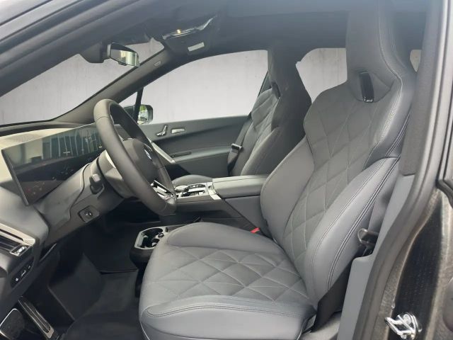 BMW iX xDrive45