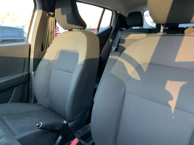 Dacia Sandero Essential