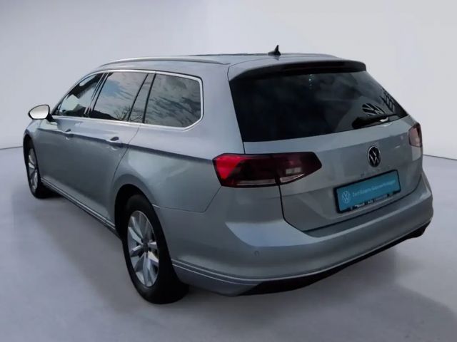 Volkswagen Passat 1.5 TSI Business DSG Variant