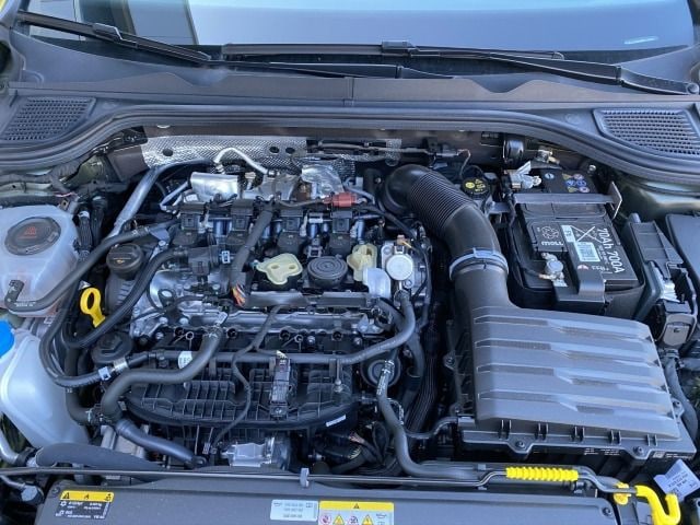 Volkswagen Golf Golf R Performance 2,0 l TSI 4M DSG IQ.Light*ACC