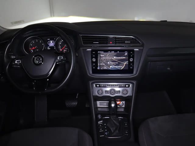 Volkswagen Tiguan Allspace DSG R-Line Style