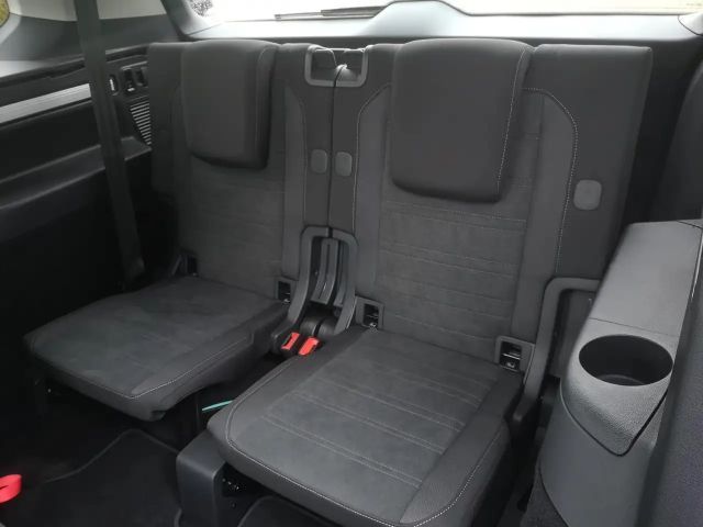 Volkswagen Touran 1.5 TSI DSG Highline R-Line