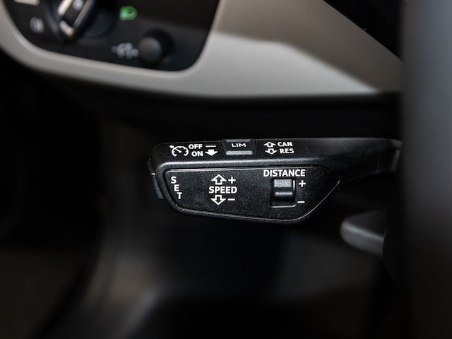 Audi A4 35 TFSI Avant S-Tronic