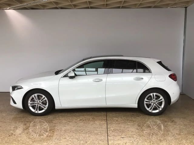 Mercedes-Benz A 220 4MATIC Progressive