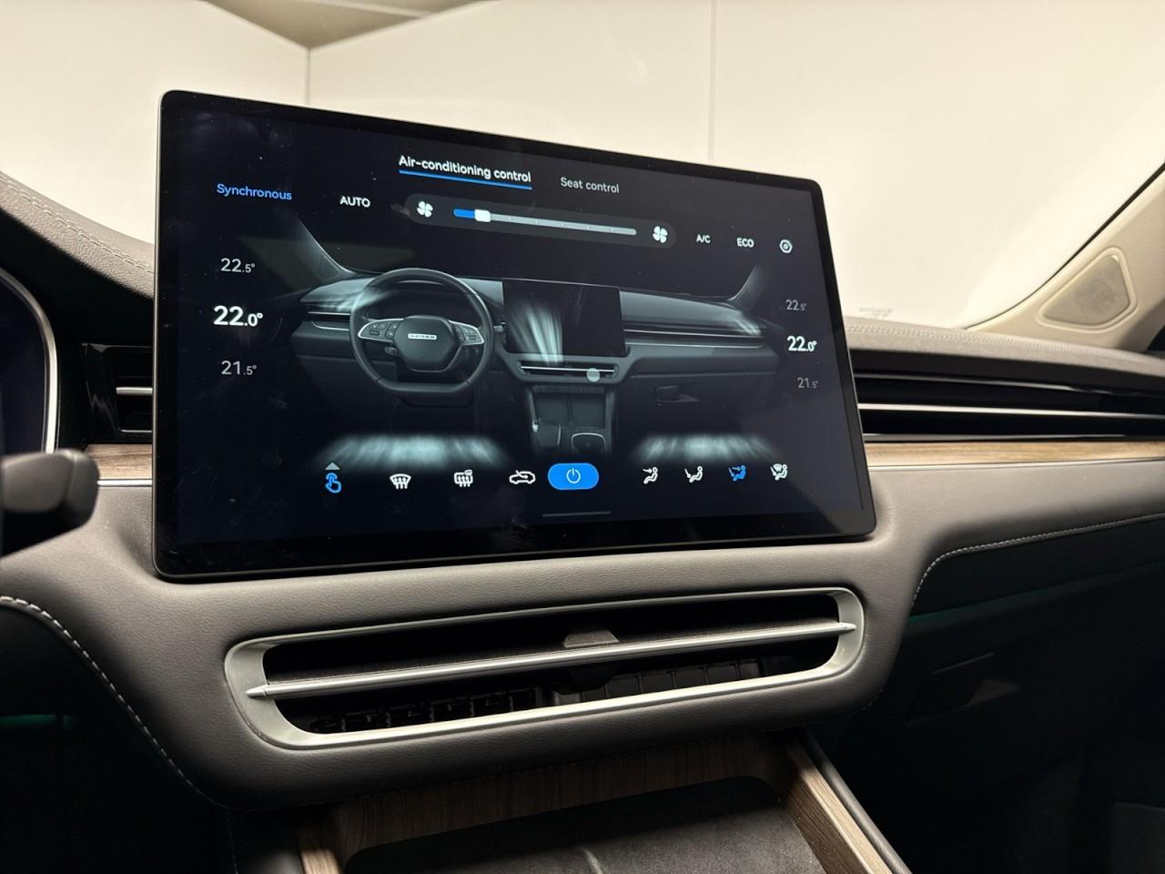 Seres 5 Luxury Klima Navi Leder Rückfahrkamera