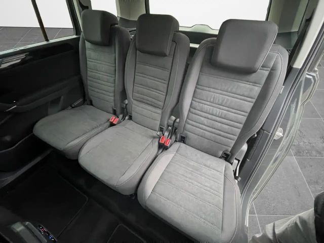 Volkswagen Touran 1.5 TSI DSG Highline