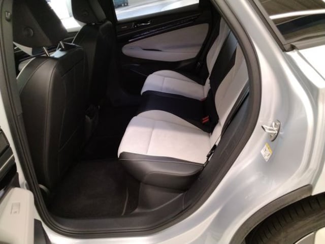 Volkswagen ID.7 286PS NP.71T ACC.5J-G.WÄRMEPUMPE.AHK.AREA-VIEW.NAVI+VC.HARMAN.HUD