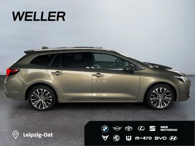 Toyota Corolla Hybride Team D