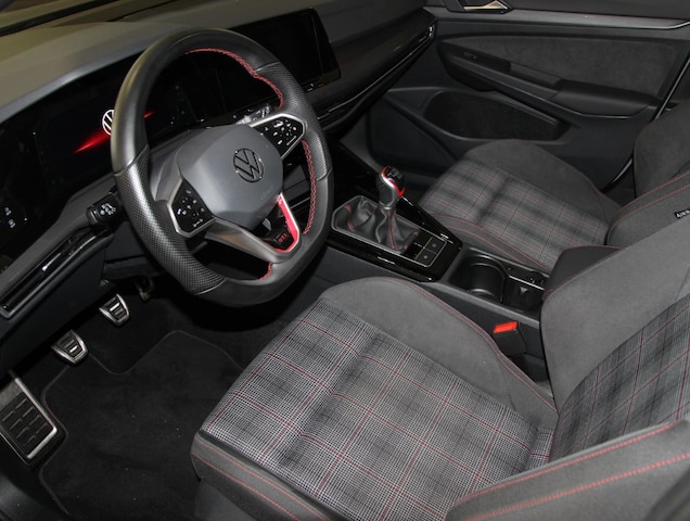 Volkswagen Golf 2.0 TSI