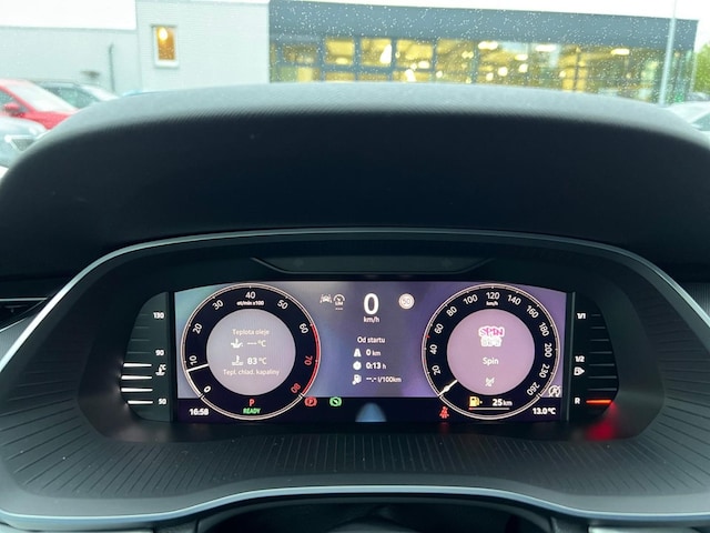 Skoda Octavia Combi Selection