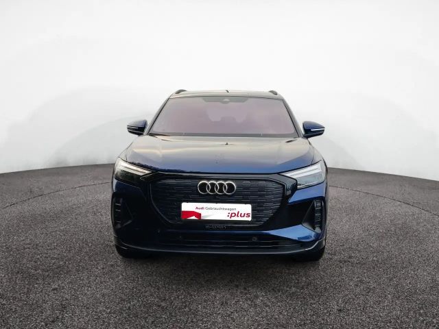 Audi Q4 e-tron 45 AHK SHZ Sportsitze
