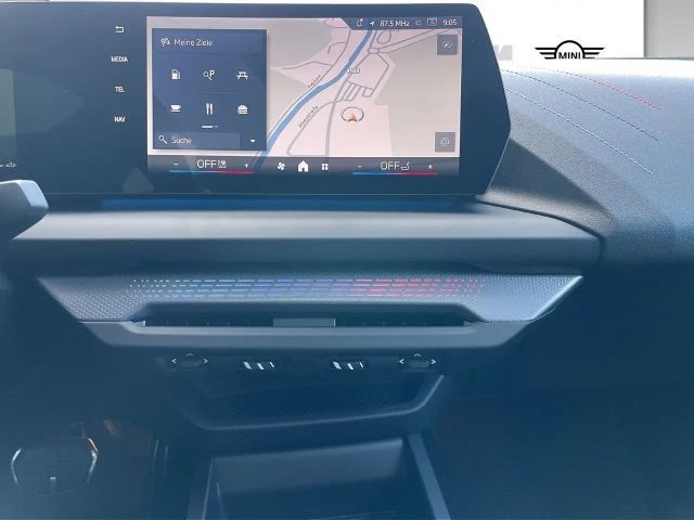 BMW 223 223i Coupé M-Sport