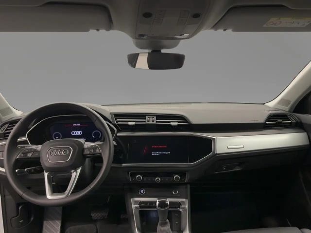 Audi Q3 35 TFSI S-Line