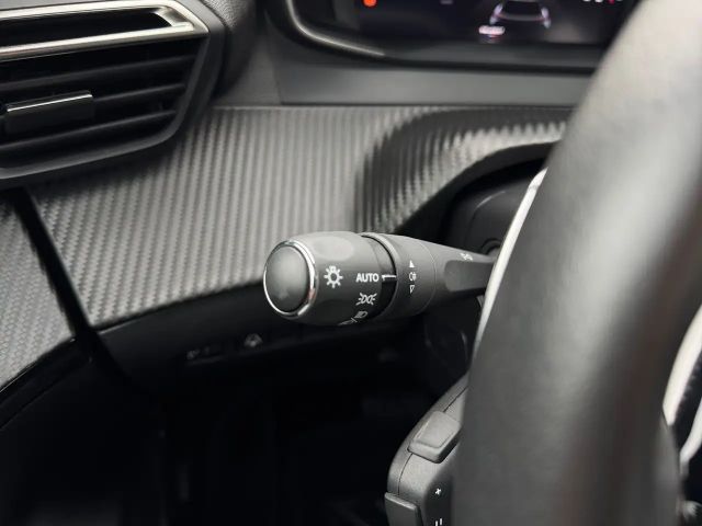 Peugeot 2008 Allure Pack EAT8 PureTech