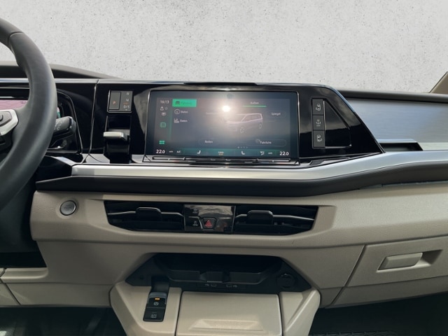 Volkswagen Multivan Multivan Motor: 2,0 l TDI SCR 110 kW Getriebe: 7-Gang-Doppelkupplungsgetriebe Radstand: 3124 m KLIMA LED NAVI ALU