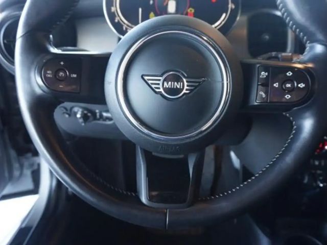 MINI Cooper COOPER 1,5 CAMDEN LEDER NAVI LED SHZ TEMPOMAT 17"