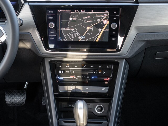 Volkswagen Touran 1.5 TSI DSG