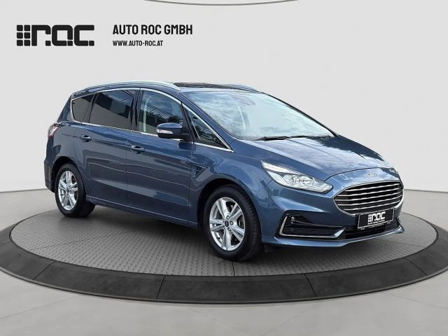 Ford S-Max Titanium