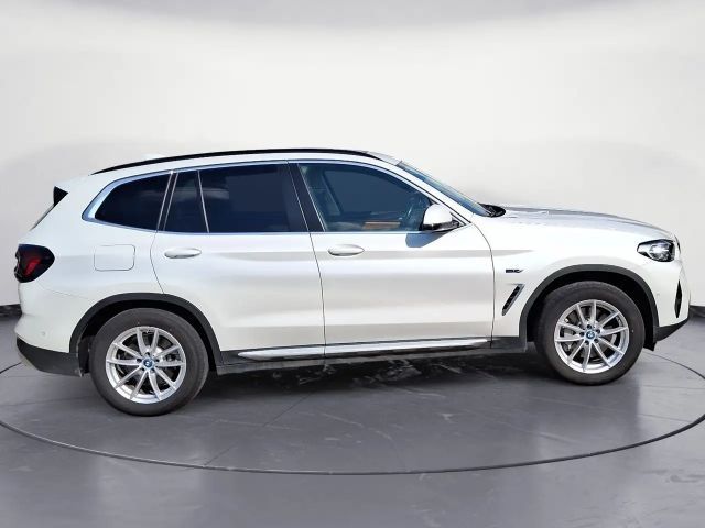 BMW X3 xDrive30e