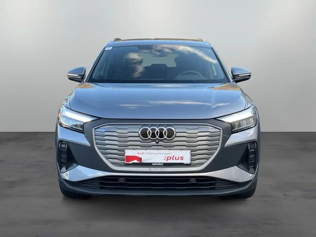 Audi Q4 e-tron 45 / MMI-Navi+, Standklima, LED, RFK