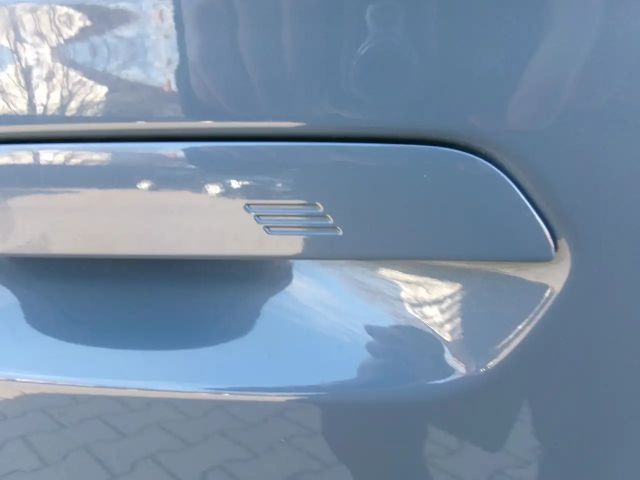 BMW X1 25exDrive LRH AHZV DVA DAB FLA LED EU6d