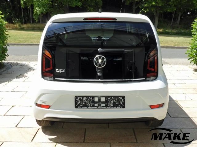 Volkswagen up! Active